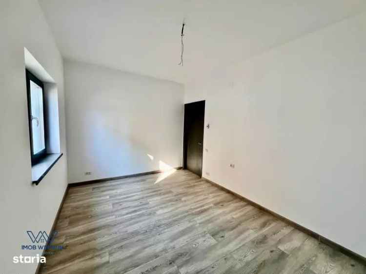 Apartament de vânzare 2 camere Tancodrom cu loc de parcare