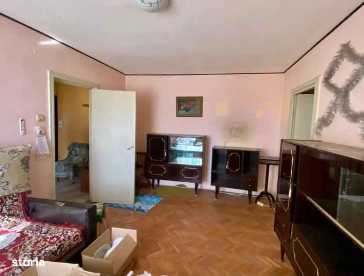 Apartament de vanzare 2 camere semidecomandate Al. cel Bun