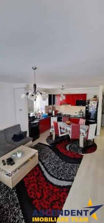 Apartament 3 camere mobilat utilat 2 bai boxa parcare