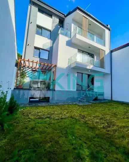 Apartament 3 camere Turda 1 Mai 90mp Curte Terasa 2024