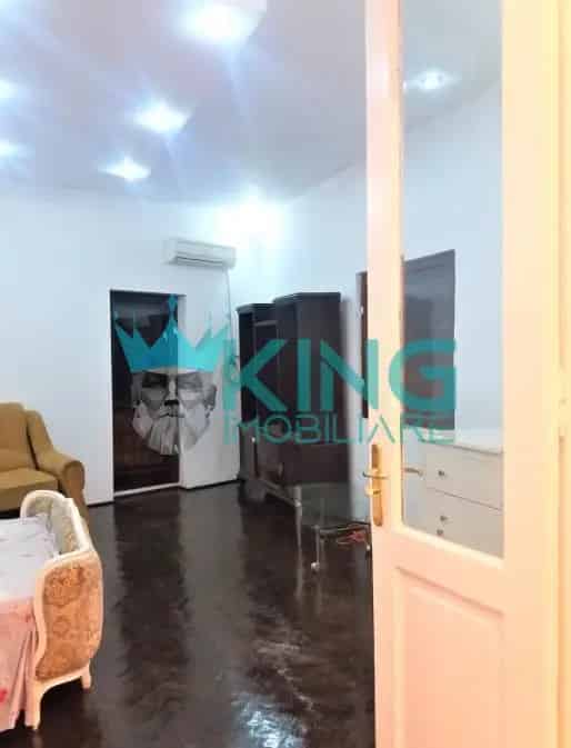 Inchiriere Apartament 3 Camere 160mp Mansarda Centrala Proprie