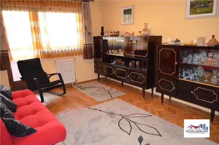 Apartament 4 Camere 2 Bai Zona Semicentrala Decomandat Mobilat