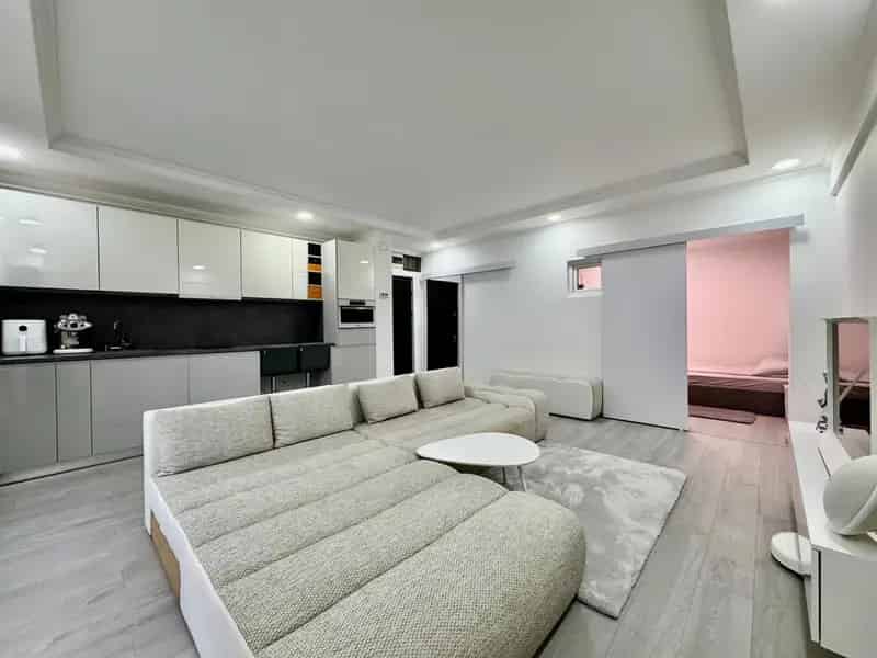 Studio Pipera Diamond Residence Mobilat Gata de Locuit