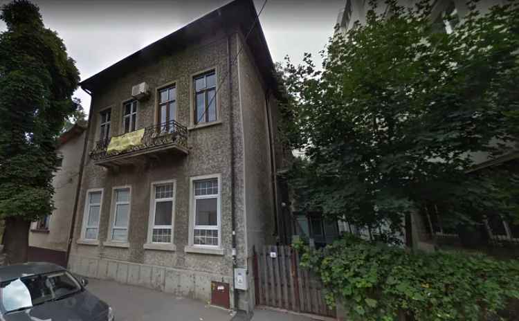 Vânzare apartamente 3 camere cu curte Gara de Nord București