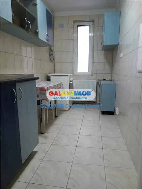 Garsoniera Renovata Crangasi - Centrala Termica Posibila