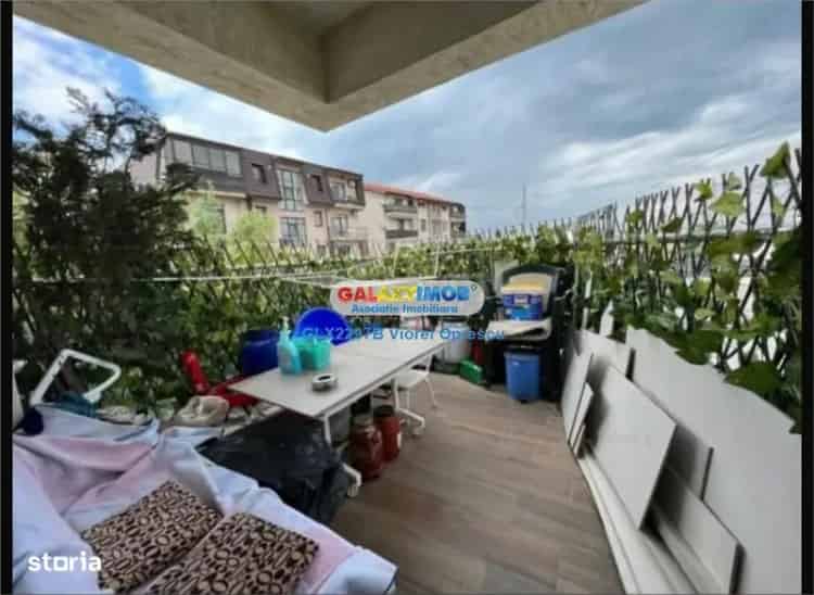 Apartament 3 camere,renovat, 2 bai, suprafata 92 mp, Dobroesti