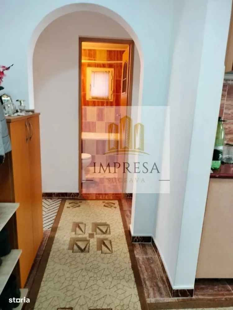 Apartament de vanzare 2 camere decomandat Burdujeni Cuza Voda