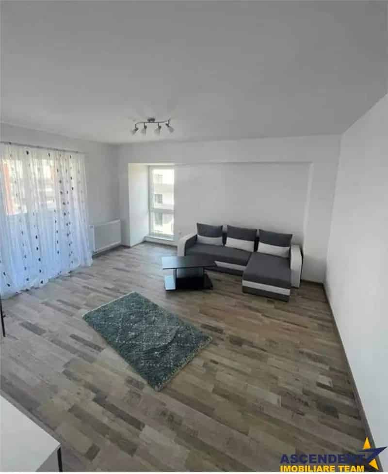 Apartament 3 camere mobilat utilat loc parcare boxa etaj 4