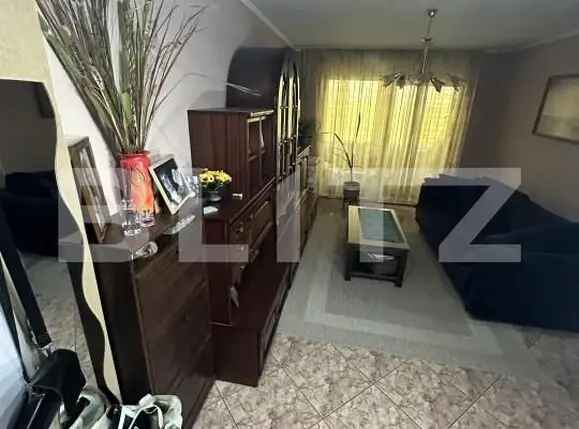 Apartament, 3 camere, 93mp, zona Careiului