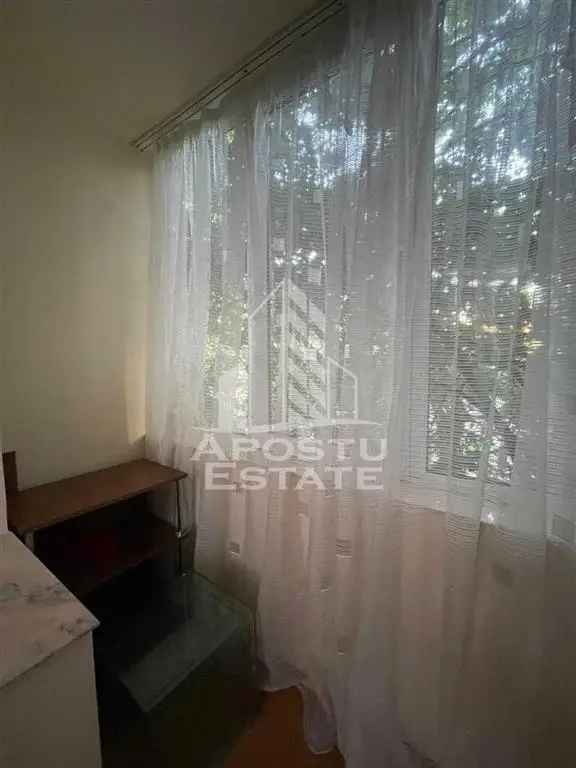 Apartament cu 2 camere semidecomandat langa Facultatea de Medicina