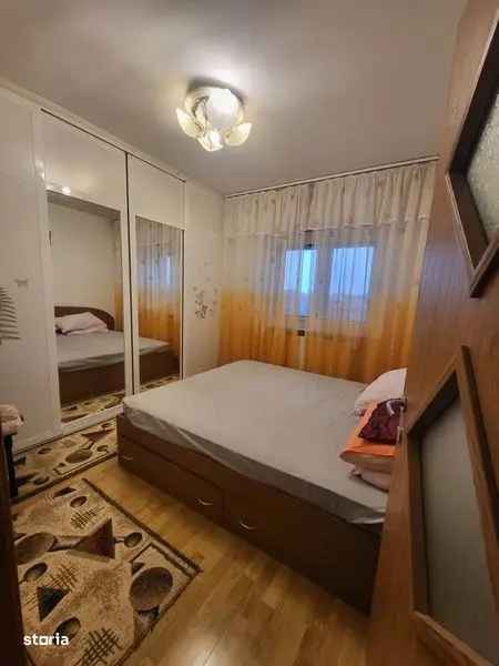 Vand apartament 3 camere ultracentral in Slatina cu bucatarie mobilata