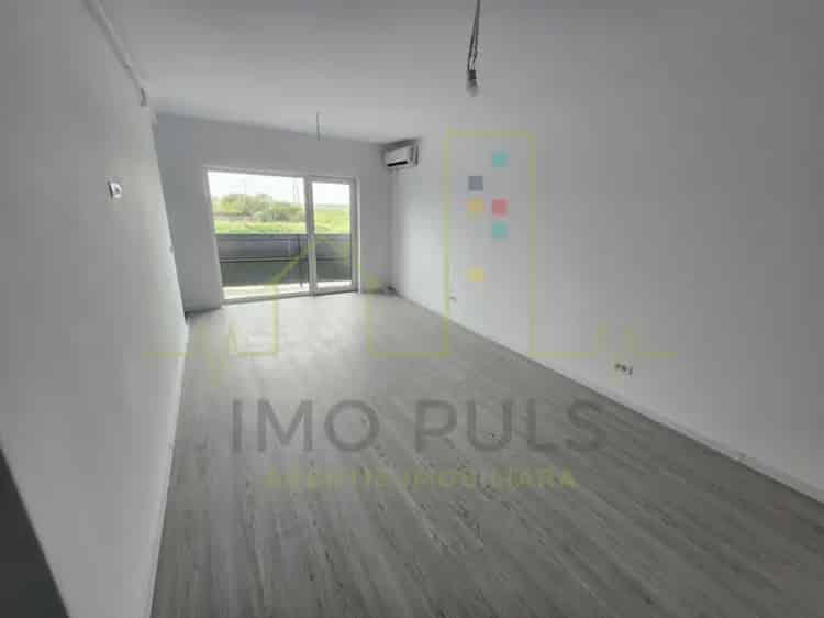 Timisoara, comision 0%, bloc nou, parter, bucatarie inchisa, loc de parcare inclus