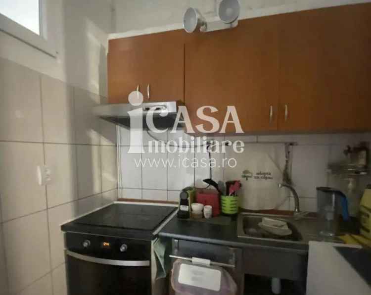 Vanzare apartament 2 camere in English Parc cu aer conditionat