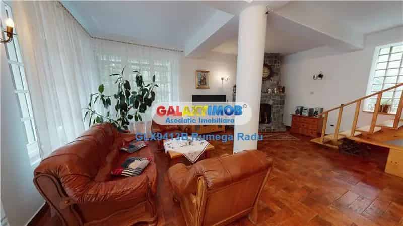 Vila de vanzare Sinaia 8 camere 5 dormitoare