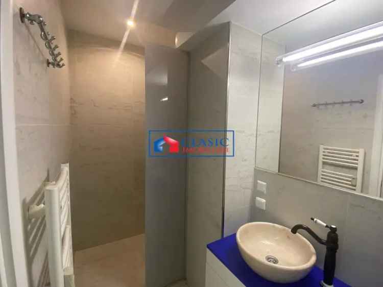 Inchiriere apartament 3 camere modern bloc nou zona Centrala