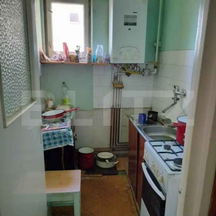 Vânzare apartament cu 2 camere semidecomandat zona Mureșeni