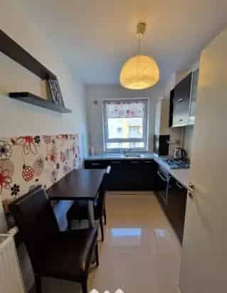 Închiriere apartamente 2 camere Avangarden 3 cu parcare și balcon