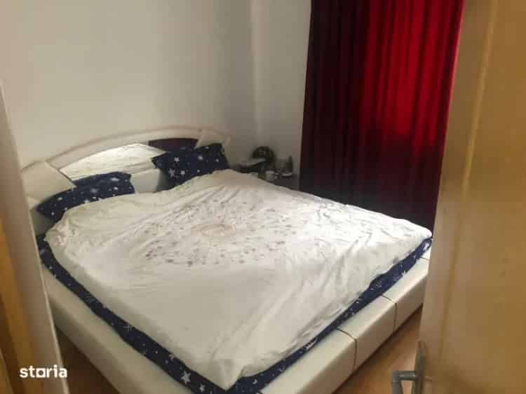 Apartament 3 camere , decomandat , ultracentral
