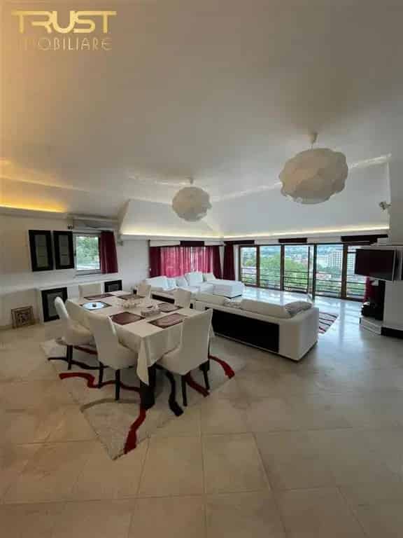 3 camere,120 MP, 2 Terase, zona HASDEU, Garaj