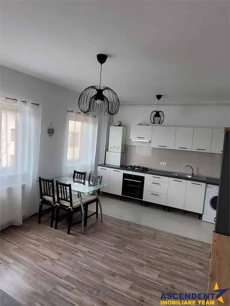 Chirie apartamente 2 camere Coresi cu loc de parcare