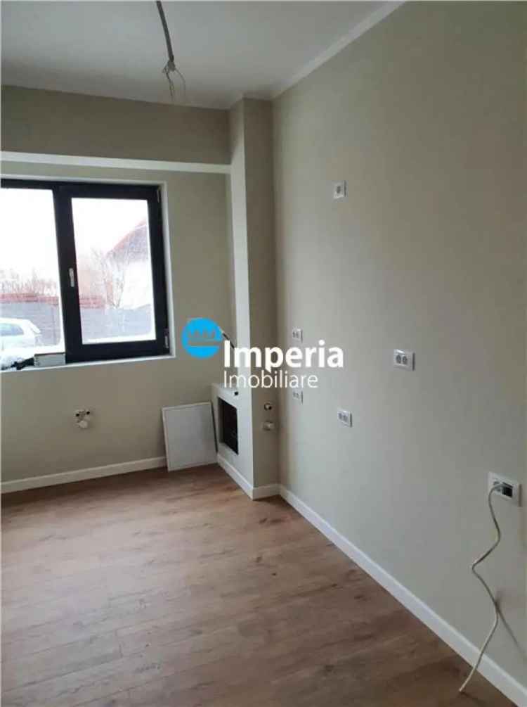 Apartament de vanzare 2 camere cu gradina in zona rond Pacurari