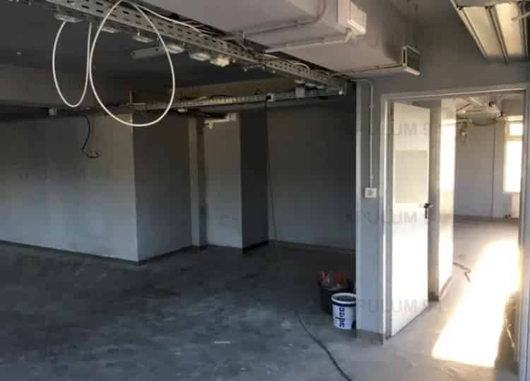 Spatiu Comercial Open Space 98mp Metrou Leonida