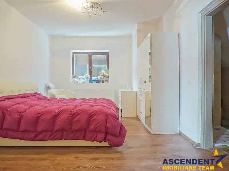Casa individuala 424 mp Brasov - 5 Dormitoare - Eficienta Energetica A