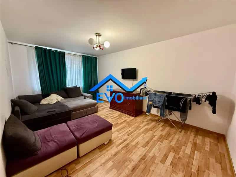 Apartament 3 camere de vanzare Cug Tudor Neculai