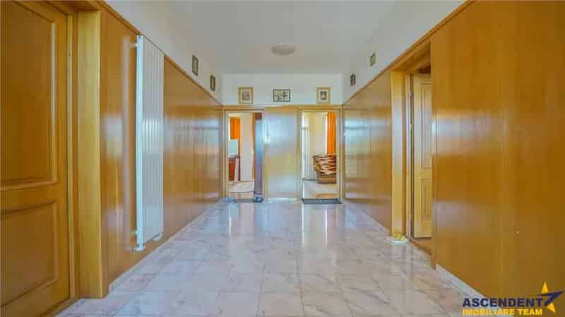 Vilă Lux Brașov 446 mp 7 Dormitoare Cartier Rezidențial