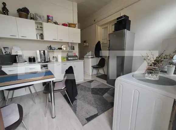 Sub pretul pietei ! Apartament de vânzare - zonă Centrală