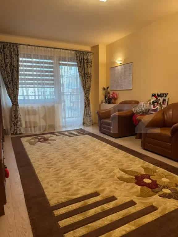 Apartament 2 camere decomandat 87 mp Primavara Res
