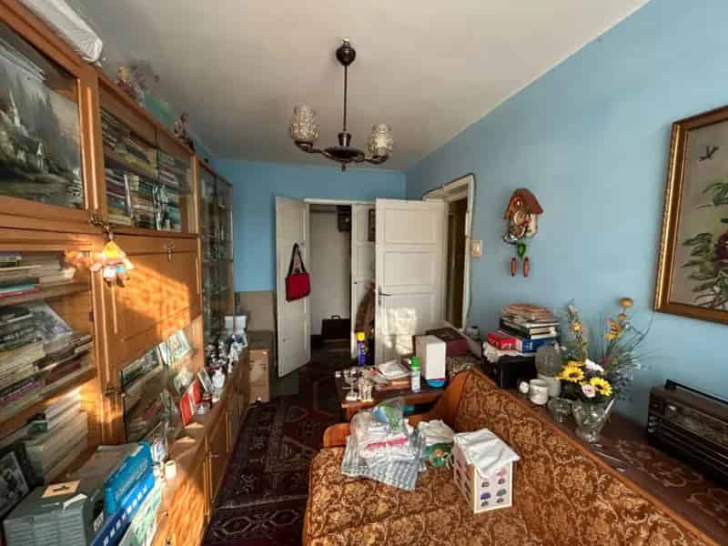 Apartament 3 camere Etaj 1 Independentei H Botev Comision Zero