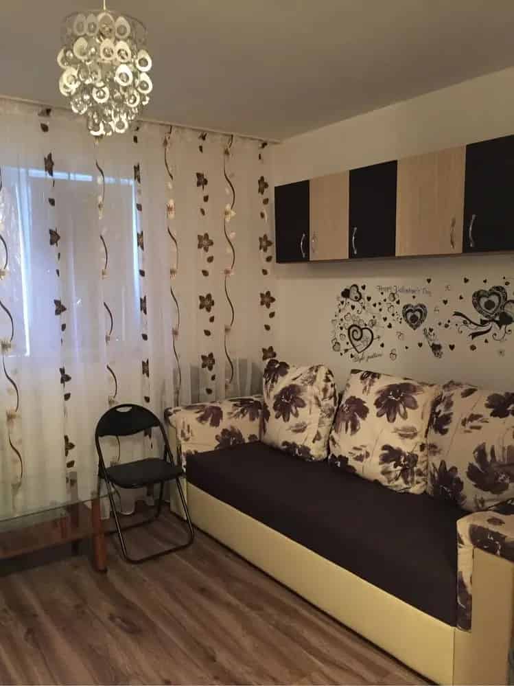 Camera Camin Iasi Zona Siraj Etaj 3 Baie Chicineta