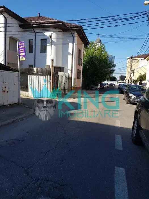 Inchiriere spatii comerciale ultracentral vila cu 10 camere si 3 apartamente