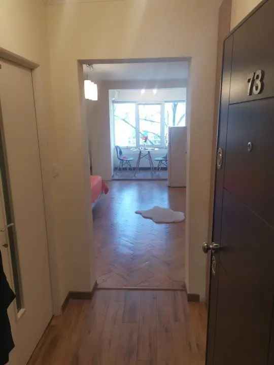 Inchiriere apartament 1 camera semidecomandat in Circumvalatiunii renovat