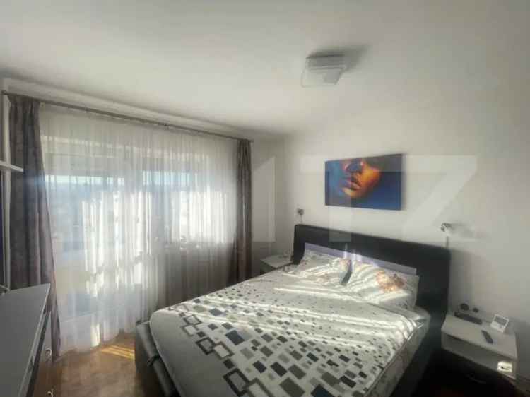 Apartament decomandat cu 3 camere, 87mp, zona Spitalul Judet