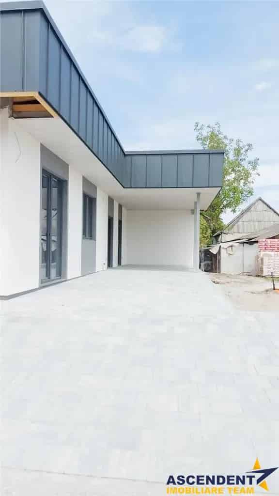 Casă Modernă Minimalistă lângă Brașov - 3 Dormitoare, Terasă