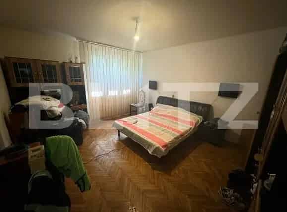 Apartament 3 camere 95mp curte 230mp renovare 1 Mai Malmo