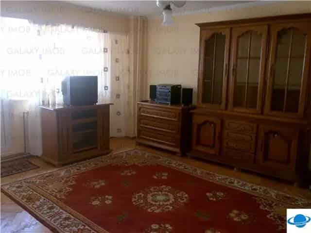 Inchiriere apartamente 2 camere Fratii Golesti complet mobilat