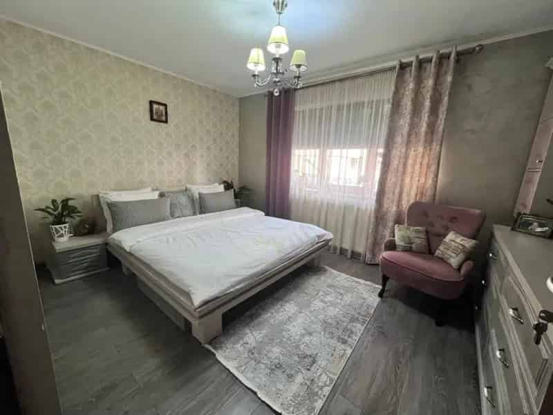 Apartament 2 camere de vanzare Zona 9 Mai Targu Jiu