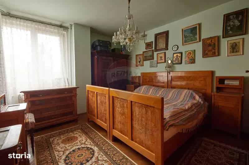 Apartament 102 mp 3 Dormitoare Zona Verde Renovabila