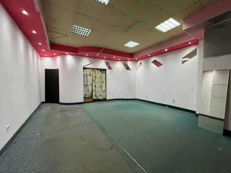 Spatiu Comercial Fortuna Pitesti 52mp Parter Intrarea Separata