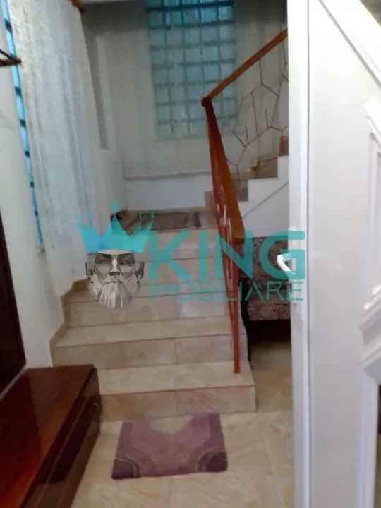 Casa duplex de inchiriat Baia Mare Horea Curte 2 Parcari 2 Balcoane