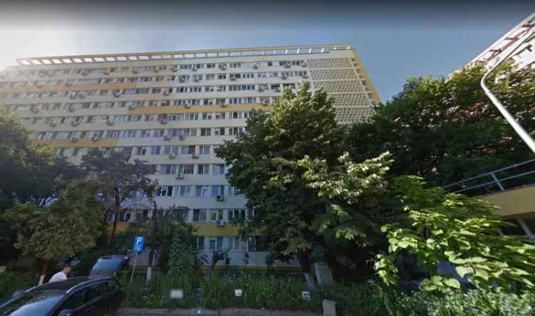 Vanzare garsoniera 27,65mp in sector 2 Bucuresti cu logie si dependinte