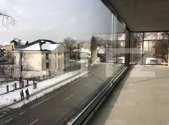 Spatiu Birouri Open Space 340 mp Terasa Parcare