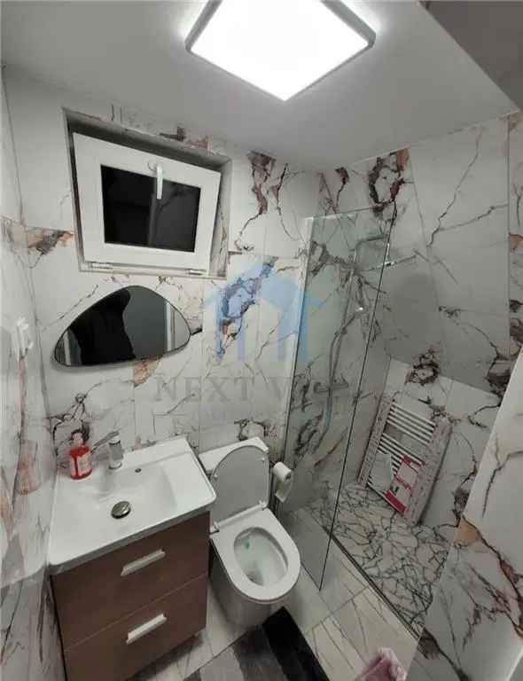 Inchiriere apartament 2 camere Central cu terasa si imbunatatiri