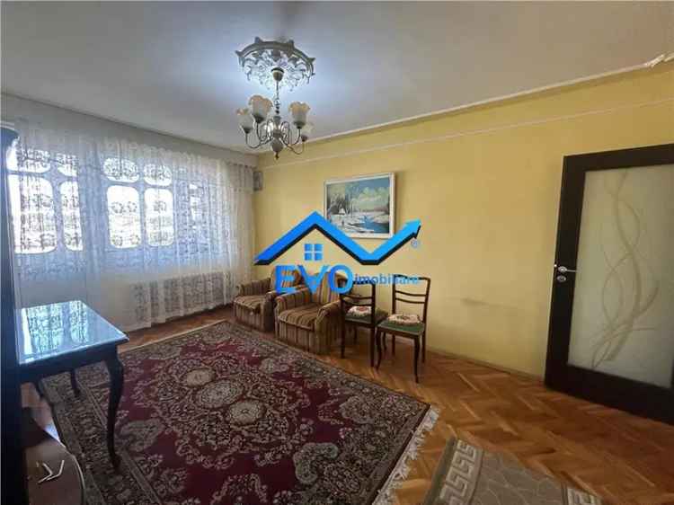 Apartament de inchiriat cu 3 camere, zona Alexandru cel Bun