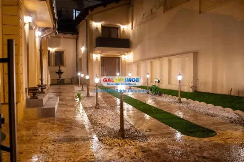 Inchiriere Casa 11 Camere Ploiesti Zona Centrala