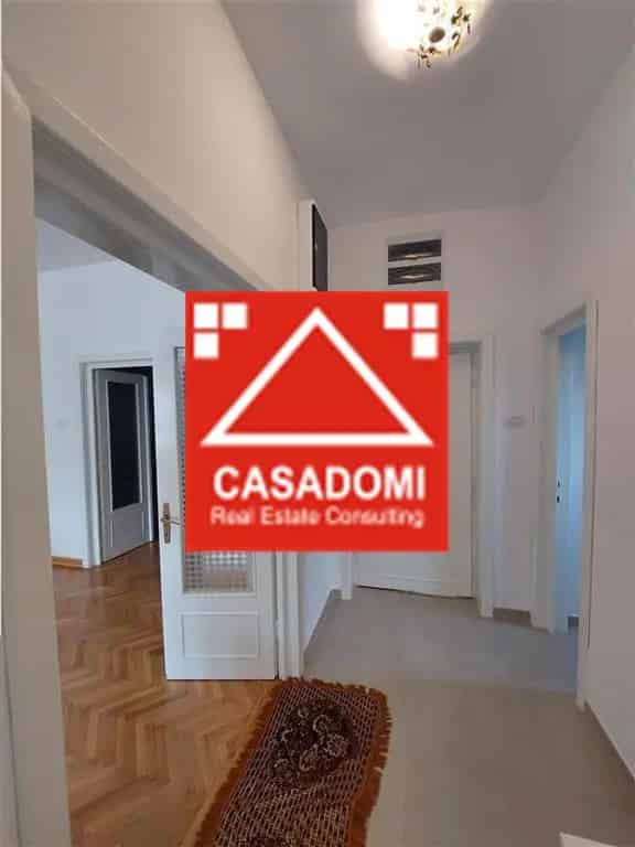 Apartament 5 camere Central Renovat Locuit Birou