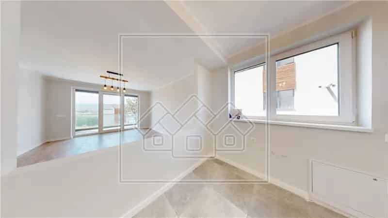 Apartament 2 Camere Sibiu Cristian Finisaje La Cheie